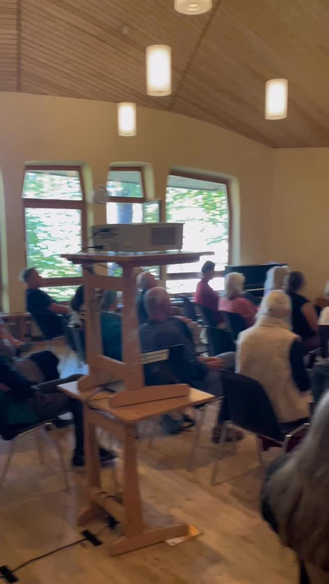 Vielen Dank an Walter Kugler für den Vortrag, Rainer Rappmann für den Bücherverkauf und dem „Caferadesel“ für den besten Kaffee des Tages

#waldorfschulewangen #waldorfschule #waldorfpädagogik #50jahre #jubiläumsjahr #vortrag #walterkugler